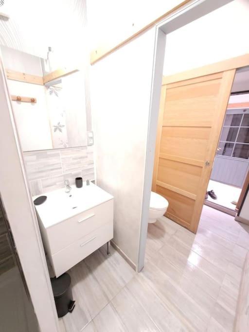 Beau Chalet 6 Personnes Avec Jacuzzi Tilly-sur-Seulles Exterior foto
