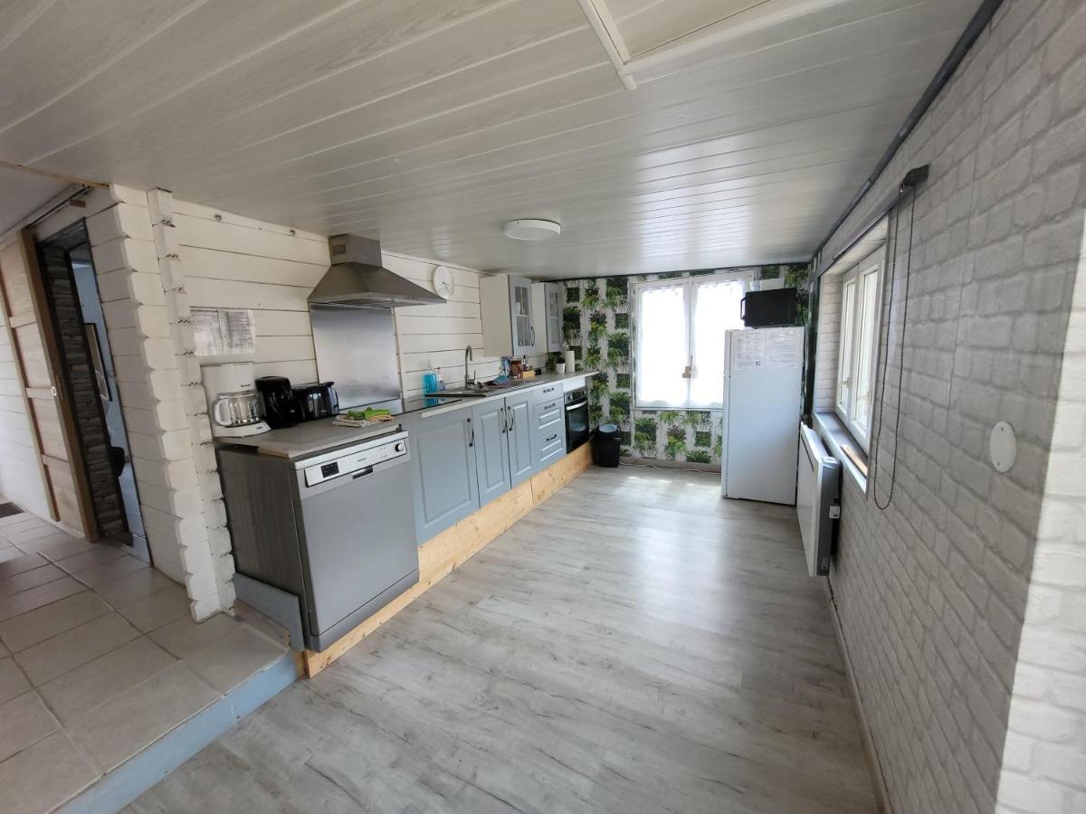 Beau Chalet 6 Personnes Avec Jacuzzi Tilly-sur-Seulles Exterior foto